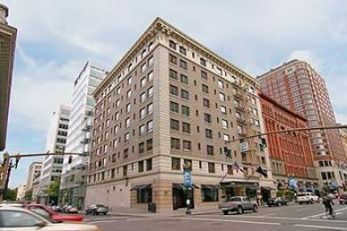 Lucia Hotel Portland
