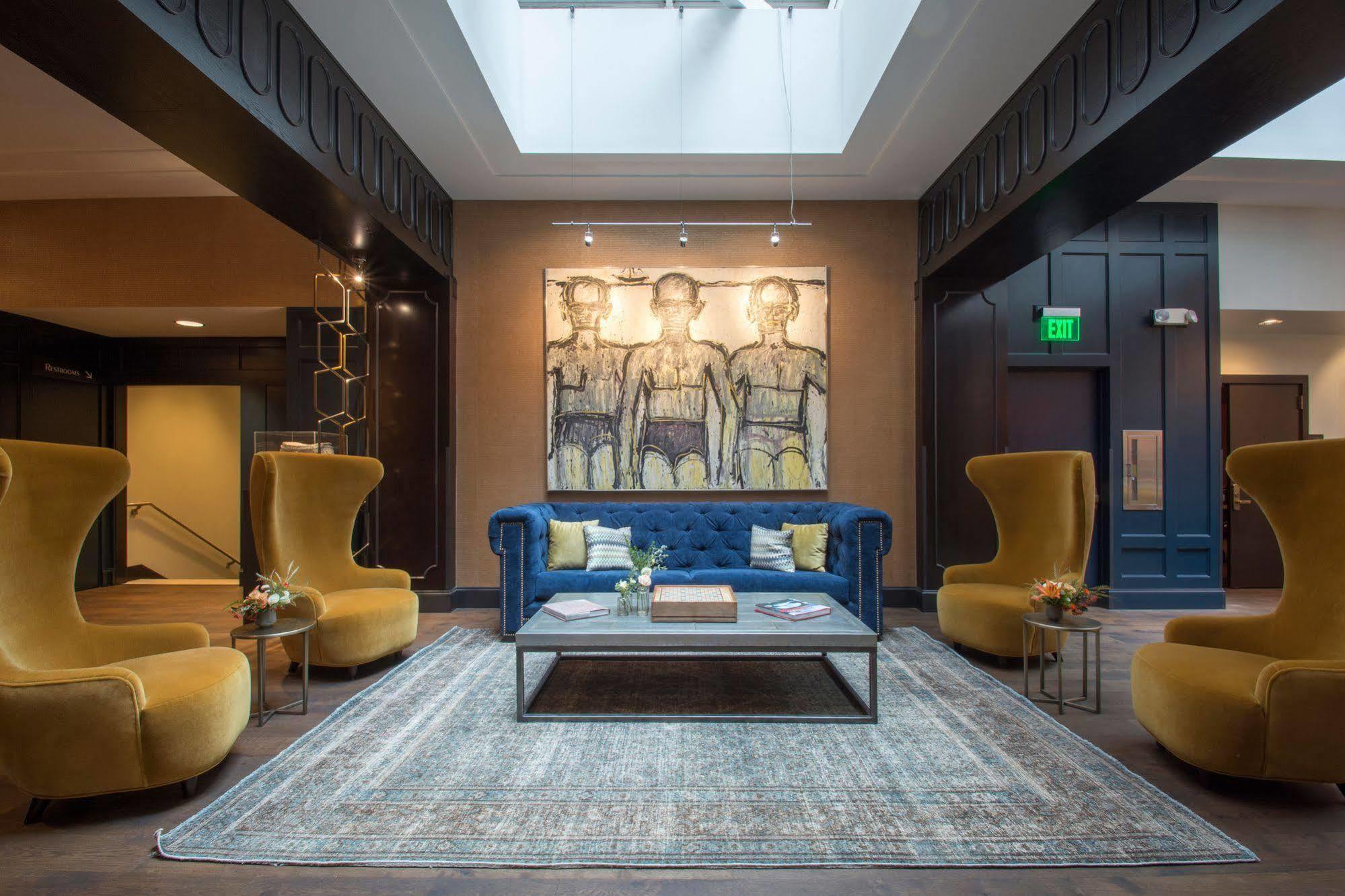 Lucia 4* Portland